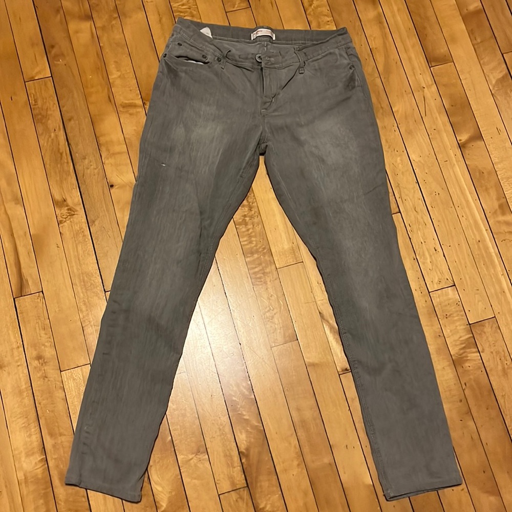 Grey skinny jeans